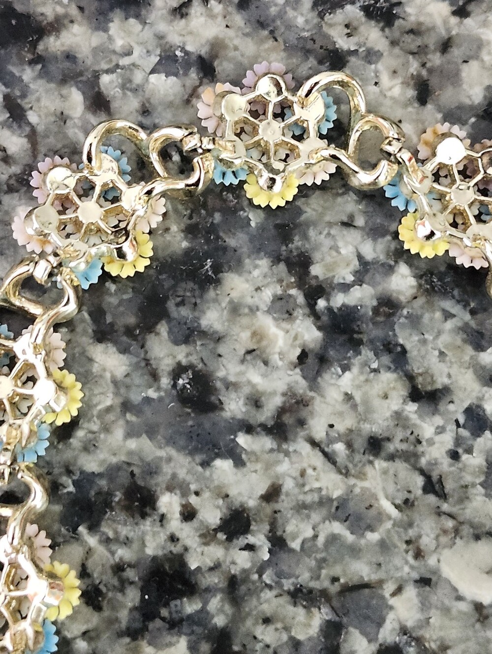 Vtg Pastel Floral Gold-Tone Necklace - Pink, Blue & Yellow - Picture 13 of 16
